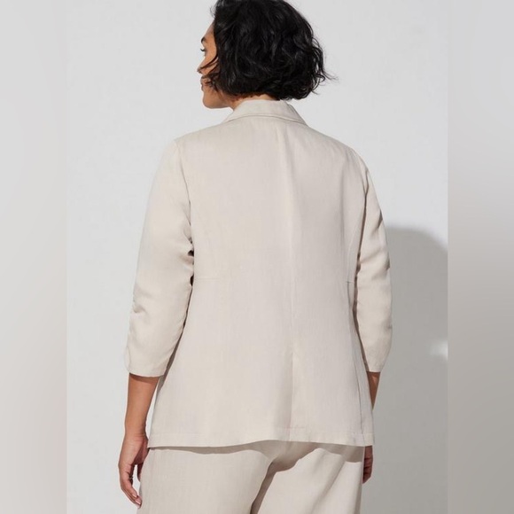 Torrid Studio Linen Blazer - NEW -Size 30 (6) - Picture 2 of 5